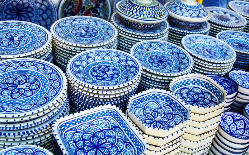 Souvenir earthenware in tunisian market, Sidi Bou Said, Tunisia.
